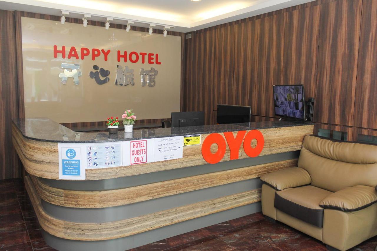 Oyo 90027 Happy Hotel Johor Bahru Exterior foto